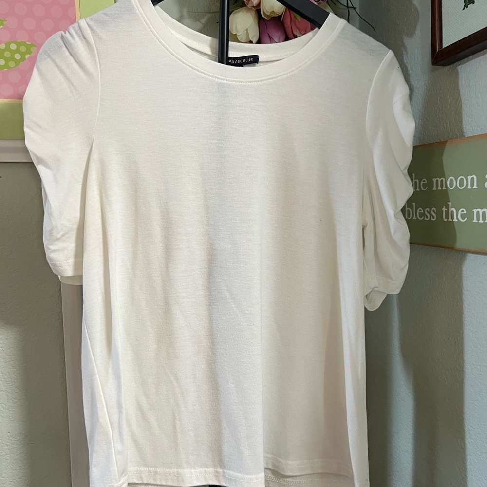 Skies Are Blue White Short Sleeve Top #50 - Picture 5 of 5